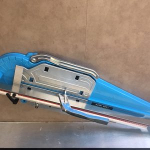 TILE CUTTER 950mm 80.00 Day hre /
