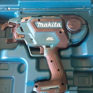 REBAR TYINGTOOL 120.00 Day hire /